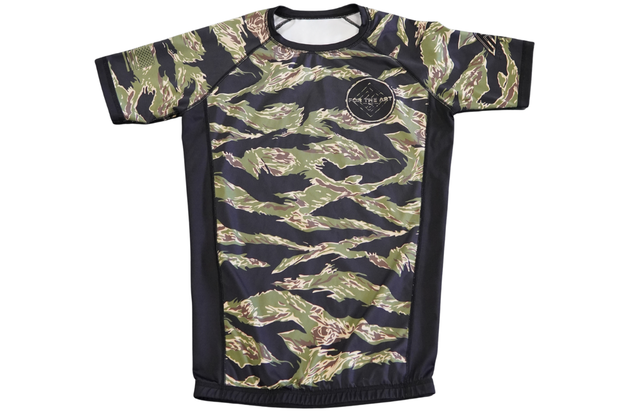 Apex Camo Rashguard