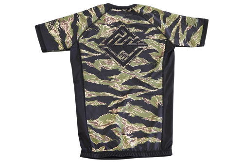Apex Camo Rashguard